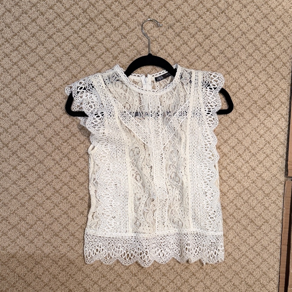 Zara Ivory Lace Sleeveless Top